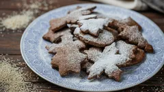 A recipe for gingerbread cookies that fill your whole apartment with their aroma: honey, spices, and the secret of aging.