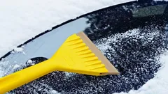 A scraper can easily scratch your windshield: 5 ways to quickly remove ice without this tool