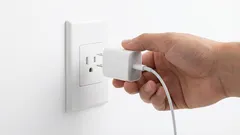 Should you unplug your charger? We will dispel all your doubts once and for all.